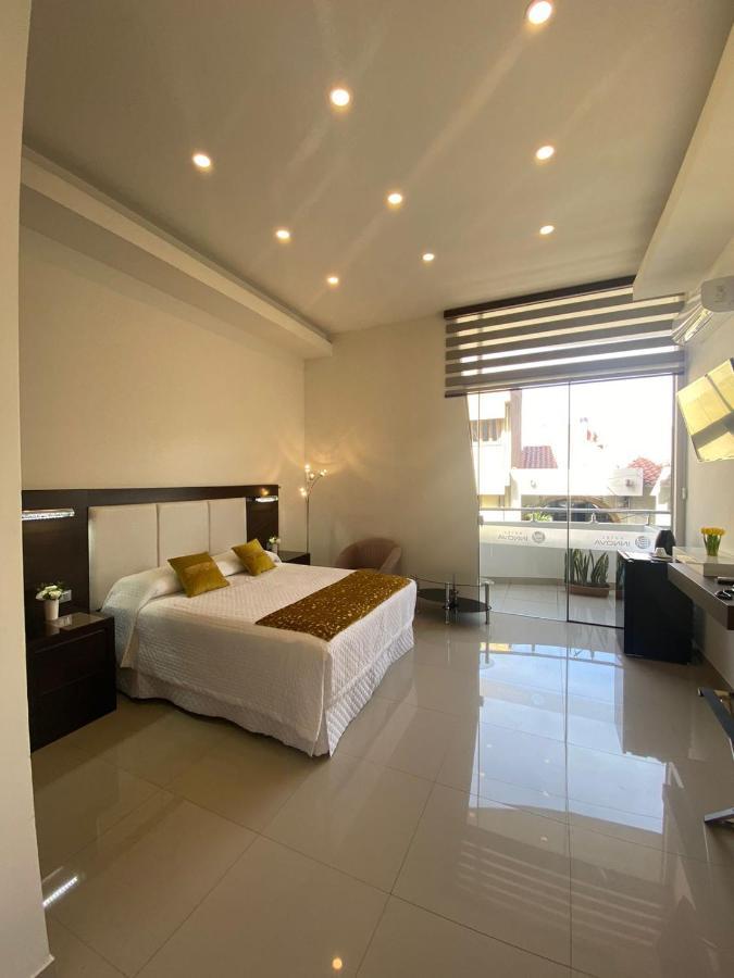 Hotel Innova Tarija Kültér fotó